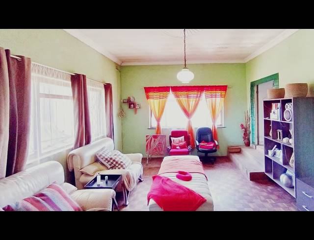 3 BEDROOM HOUSE FOR SALE IN WOODLANDS